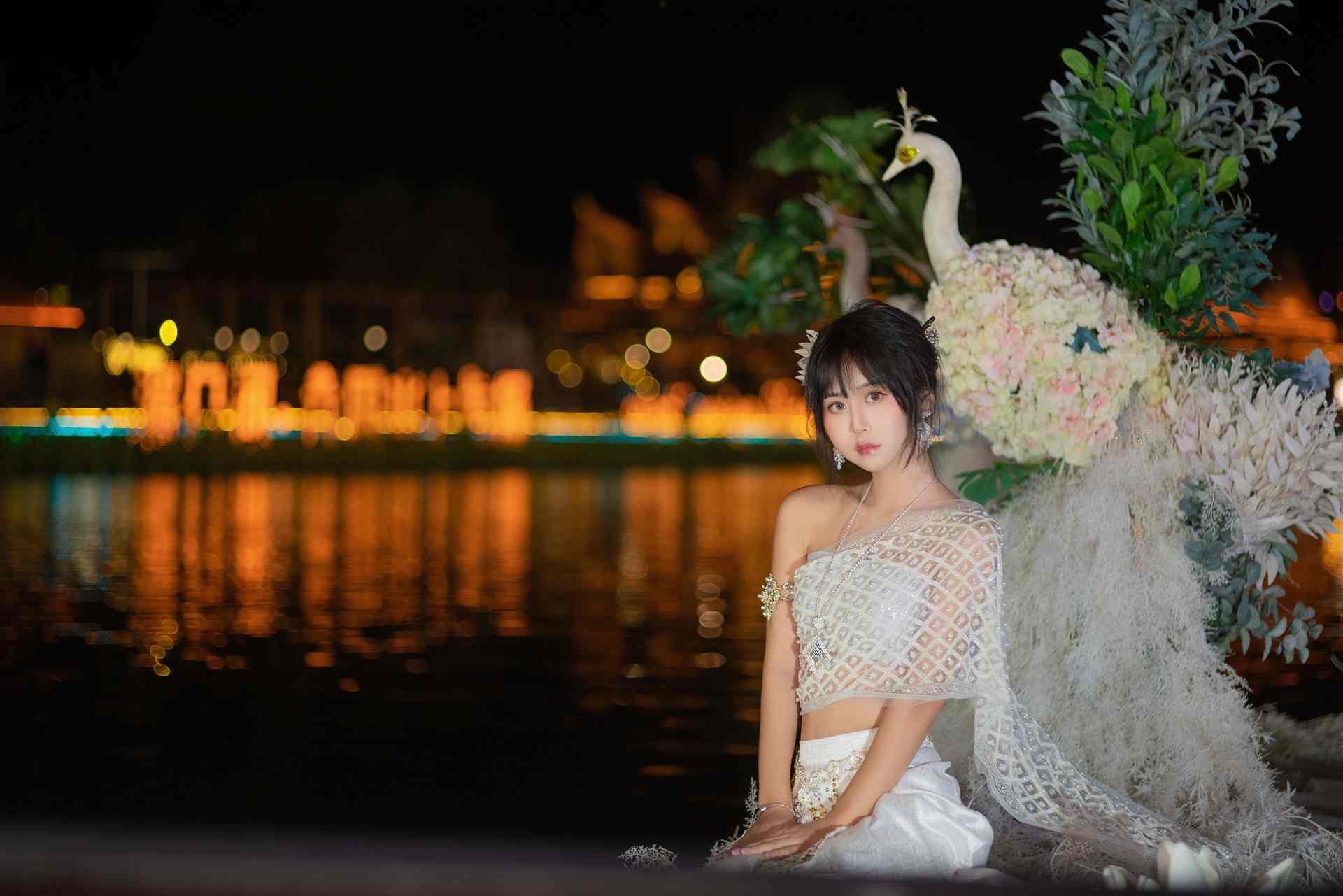 萌芽儿o0西双版纳 傣服 银